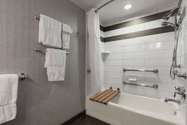 Images Embassy Suites by Hilton Napa Valley