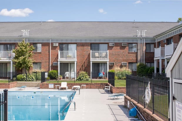 Images Princeton Green Apartments