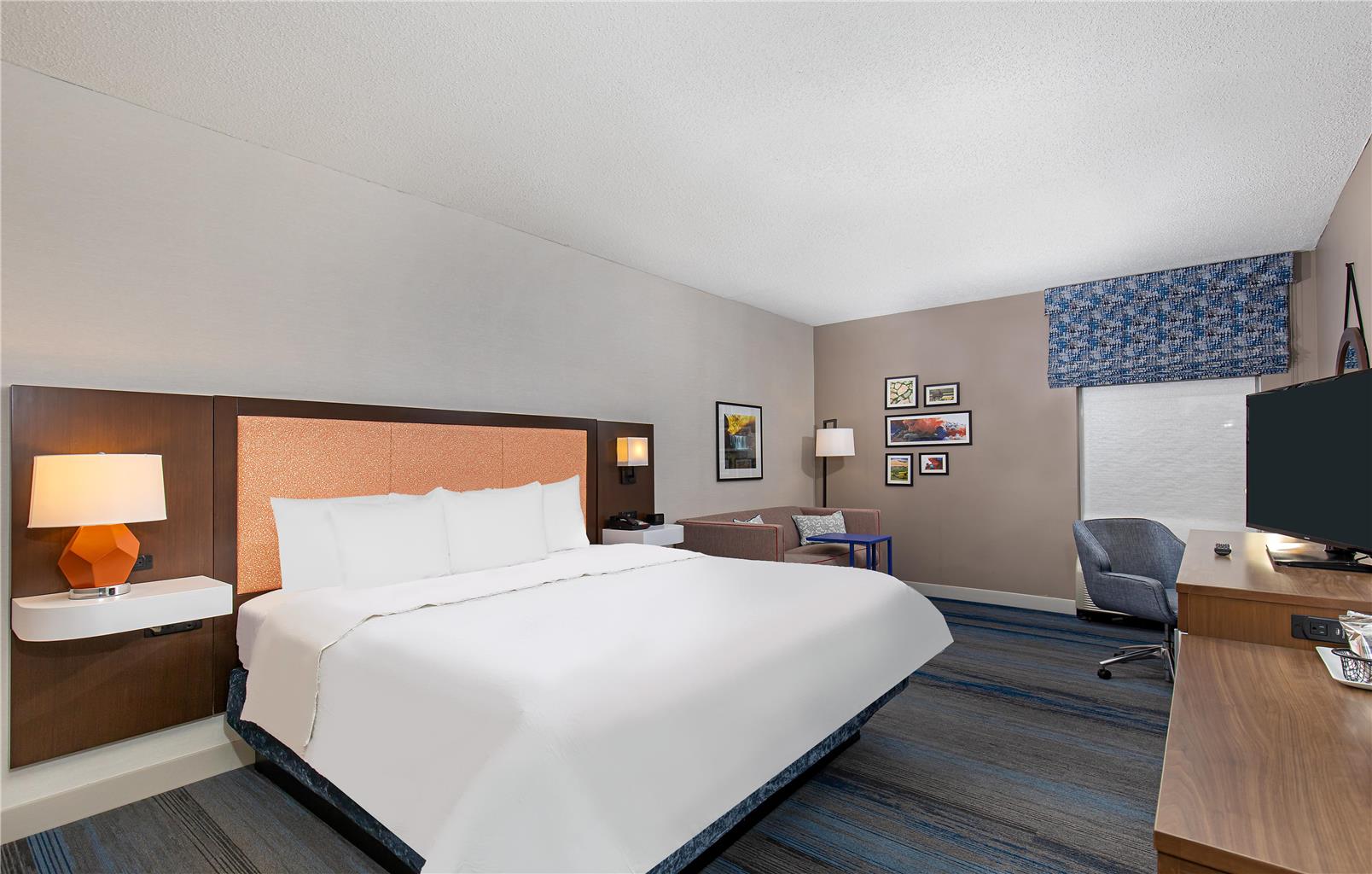 Guest room