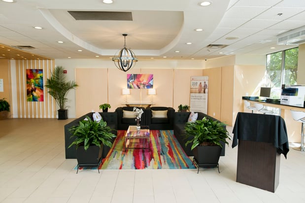 Images Holiday Inn Birmingham-Airport by IHG
