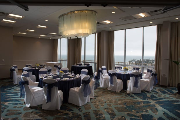 Images Crowne Plaza Ventura Beach by IHG