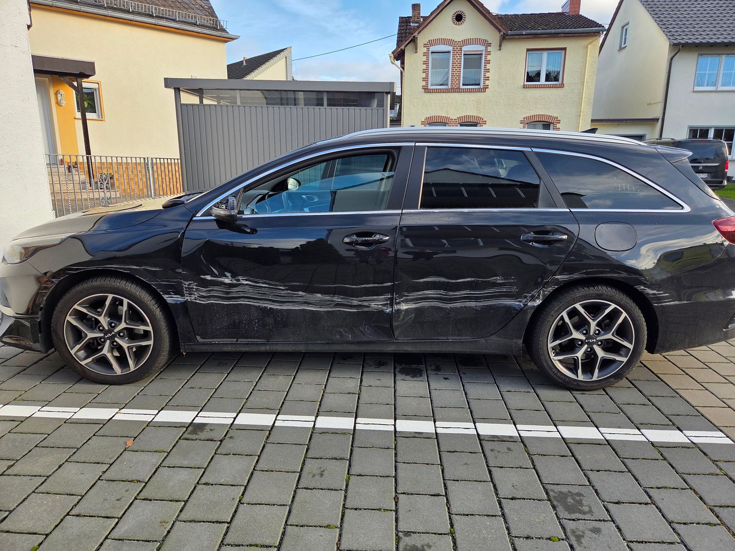 Kfz-Sachverständigenbüro Giuliani, Sandstraße 27 in Moers