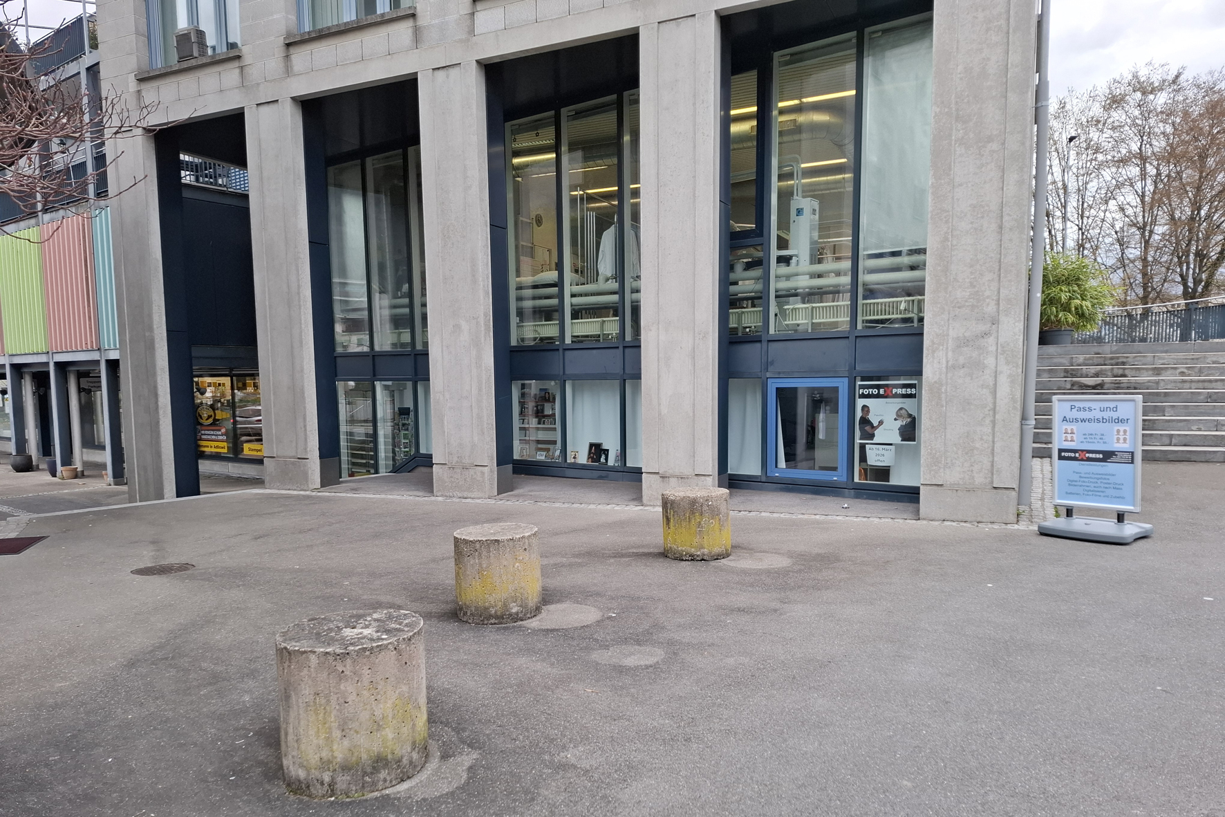 Foto-Express Adliswil, Zürichstrasse 2 in Adliswil