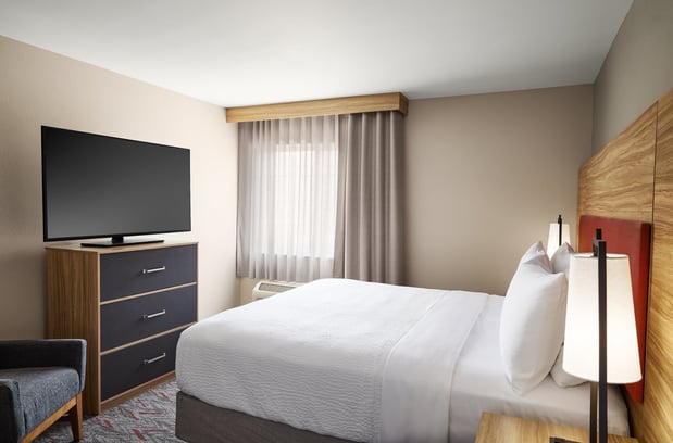 Images Candlewood Suites Milwaukee Airport-Oak Creek by IHG