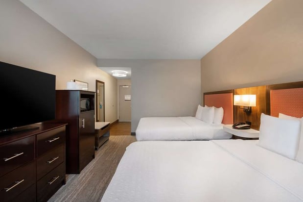 Images Hampton Inn & Suites Harvey/New Orleans West Bank