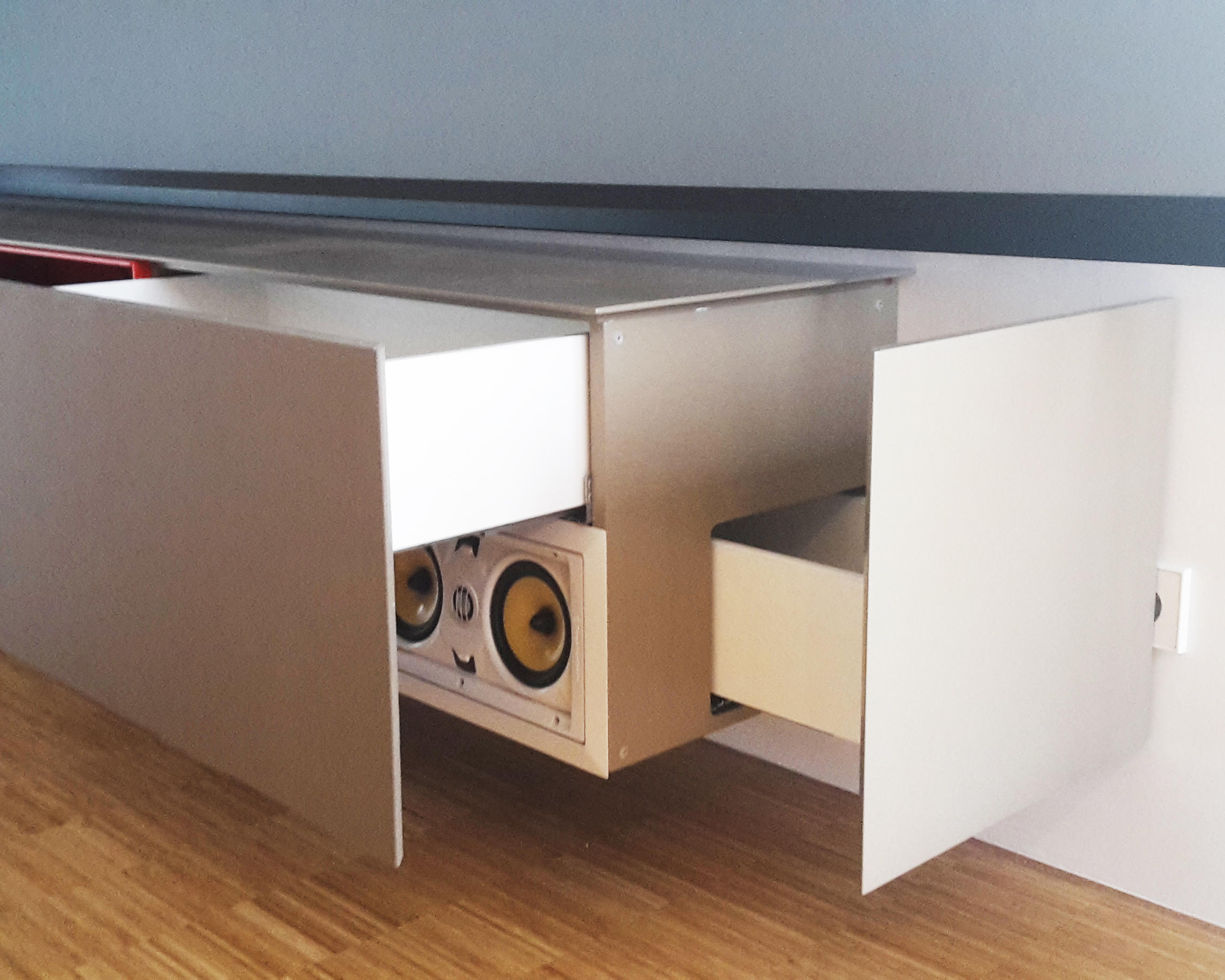 Schreinerei Dirksen GmbH - Küchen, Treppen & Einbaumöbel, An der Garnbleiche 1-3 in Düren