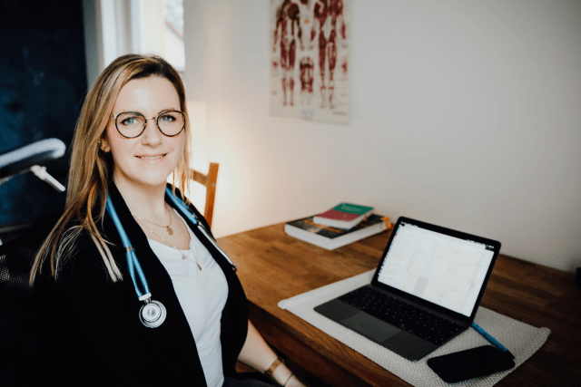 Praxis für Osteopathie & Physiotherapie Carolin Arnold, Bahnhofstrasse 34 A in Georgenthal