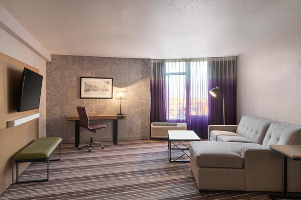 Images Holiday Inn Philadelphia Arpt-Stadium Area by IHG