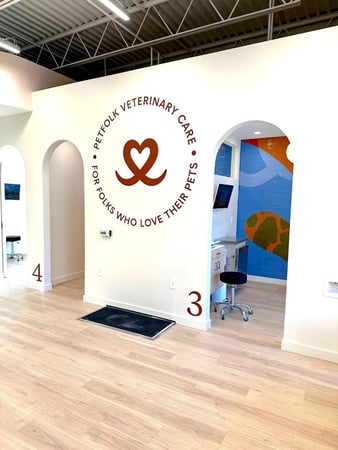 Images Petfolk Veterinary & Urgent Care - Fort Mill
