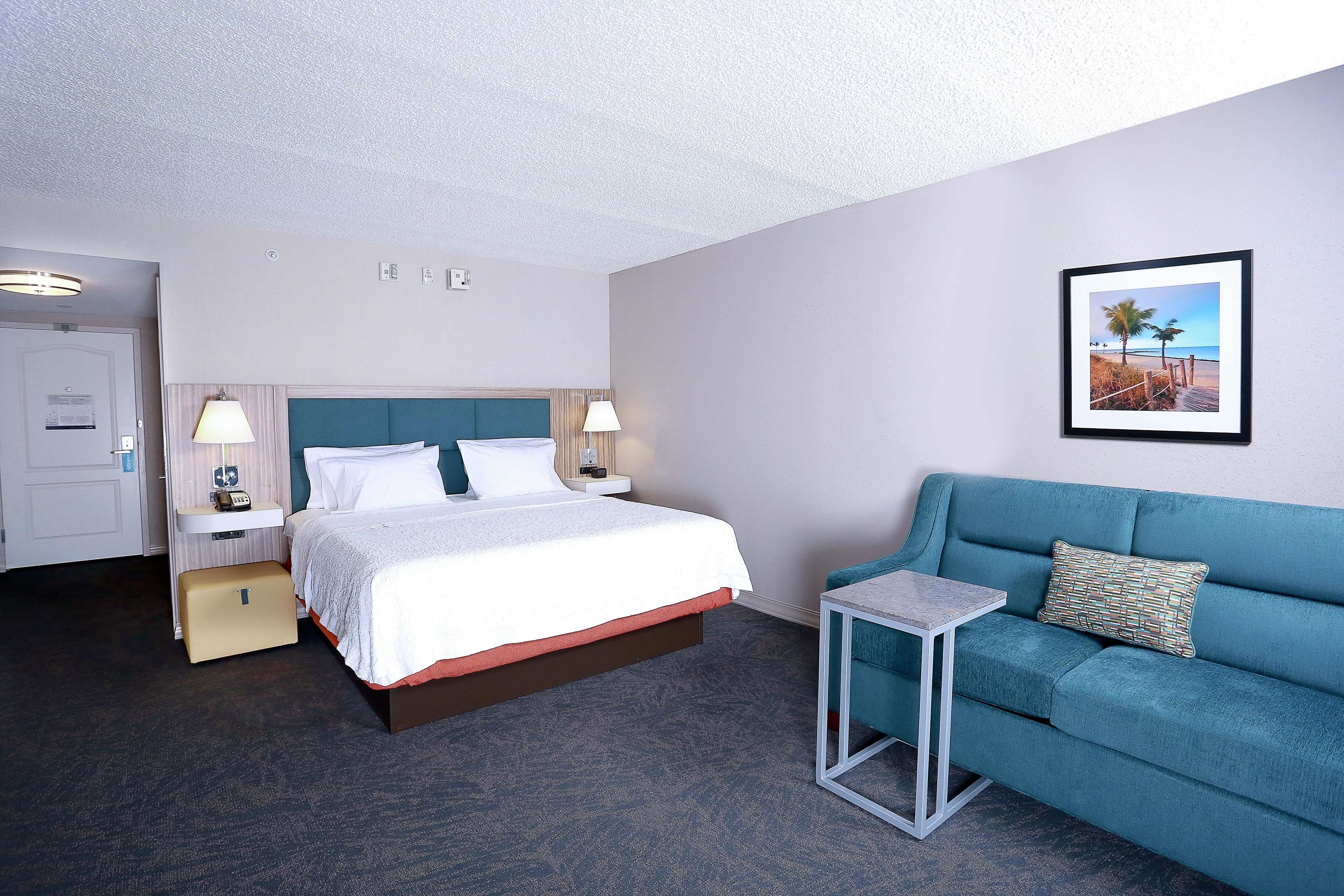 Hampton Inn & Suites Tampa-Wesley Chapel Photo