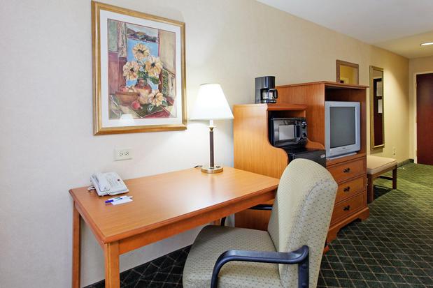 Images Holiday Inn Express & Suites Sylacauga, an IHG Hotel