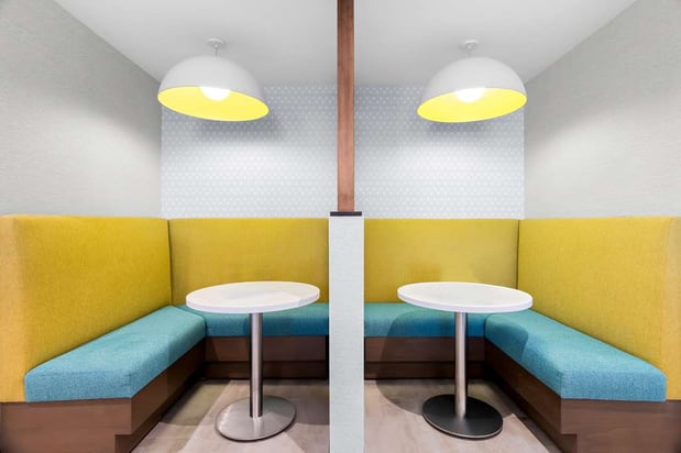 Images Hampton Inn & Suites  Chicago Medical District UIC