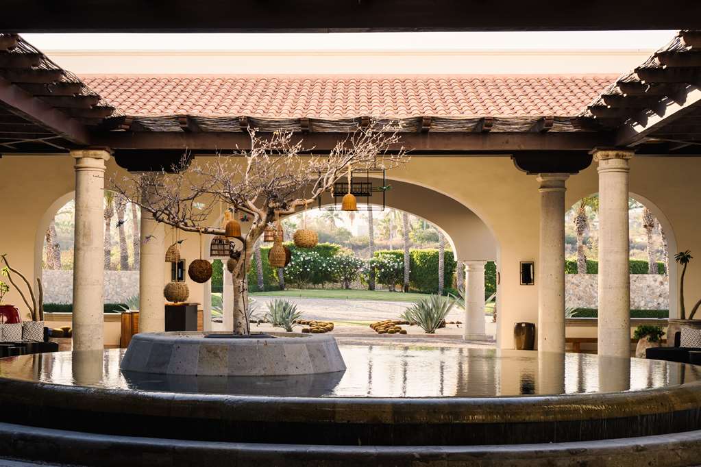Hilton Los Cabos Beach & Golf Resort