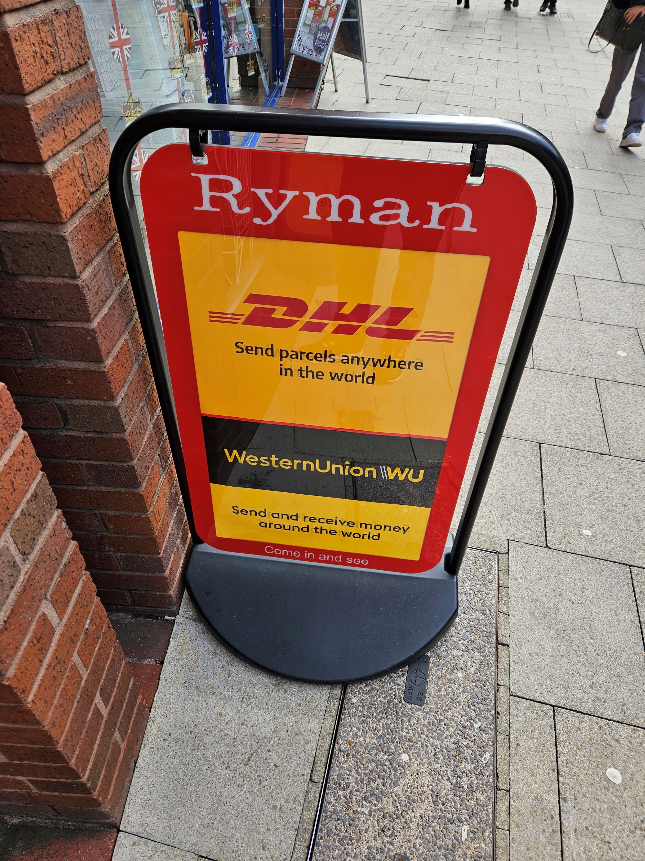 Images DHL Express Service Point (Ryman Bury)