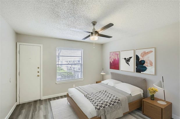 Images Rise at Town East