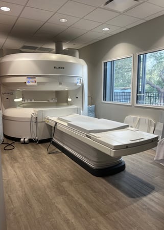 Images EmergeOrtho - Wilmington – Porters Neck - Open MRI