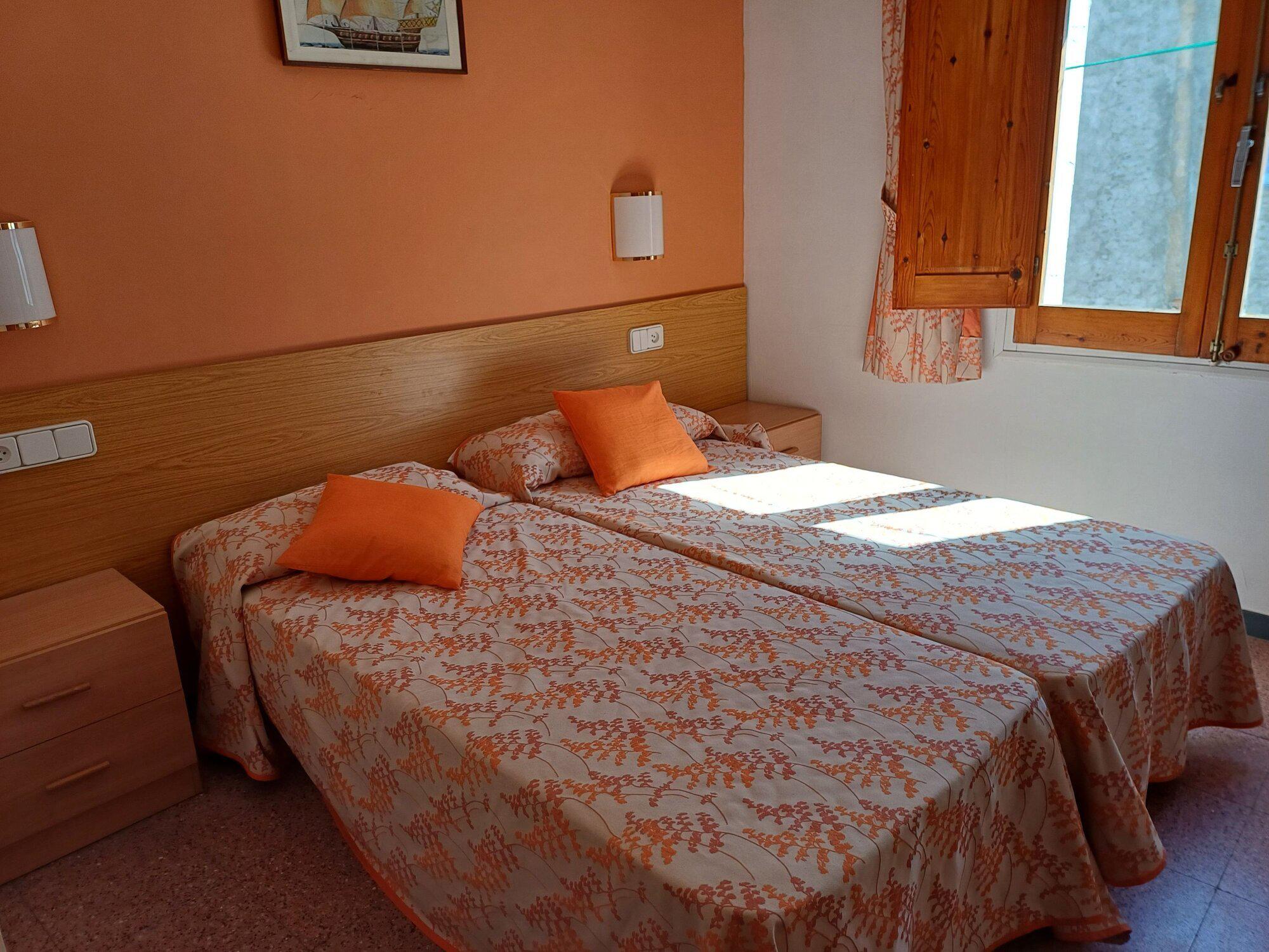 Images Hostal Sol i Sombra