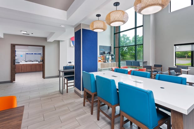 Images Holiday Inn Express & Suites Youngstown (N. Lima/Boardman) by IHG