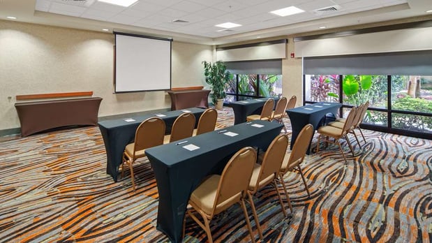 Images Best Western Plus Kendall Hotel & Suites