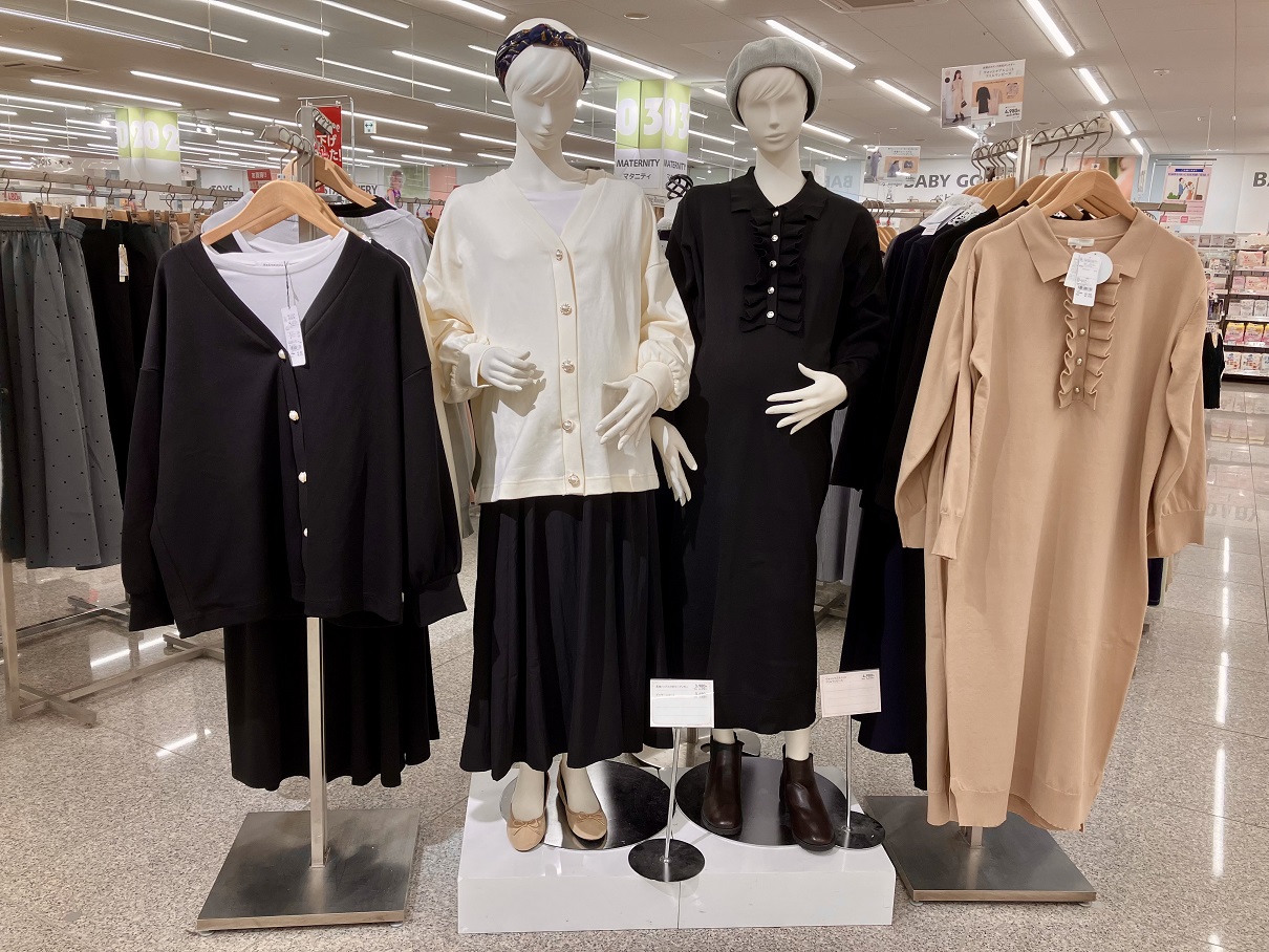 新ちゃん！ページ GU公式 | オーバーサイズグラフィックT(5分袖) CRAYON SHINCHAN 3