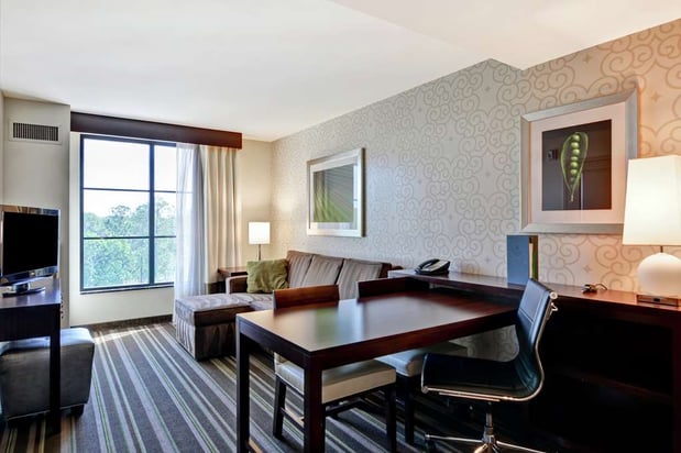 Images Embassy Suites by Hilton Savannah Airport