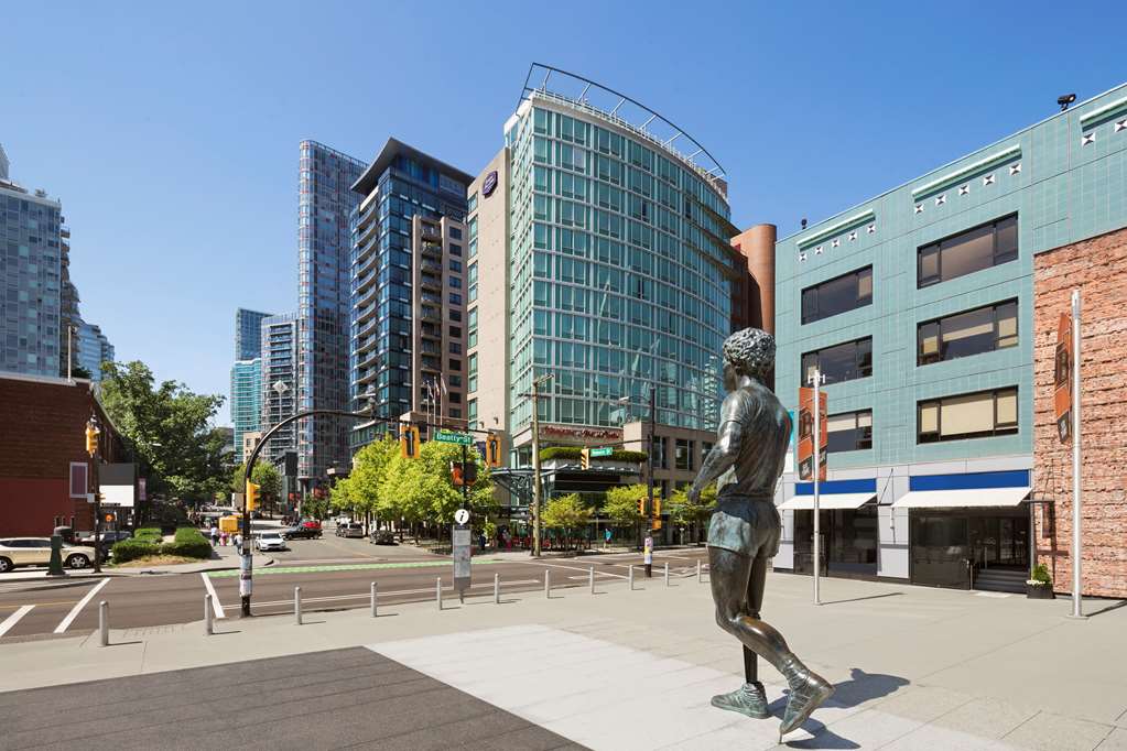 Images Hampton Inn & Suites by Hilton Vancouver-Downtown