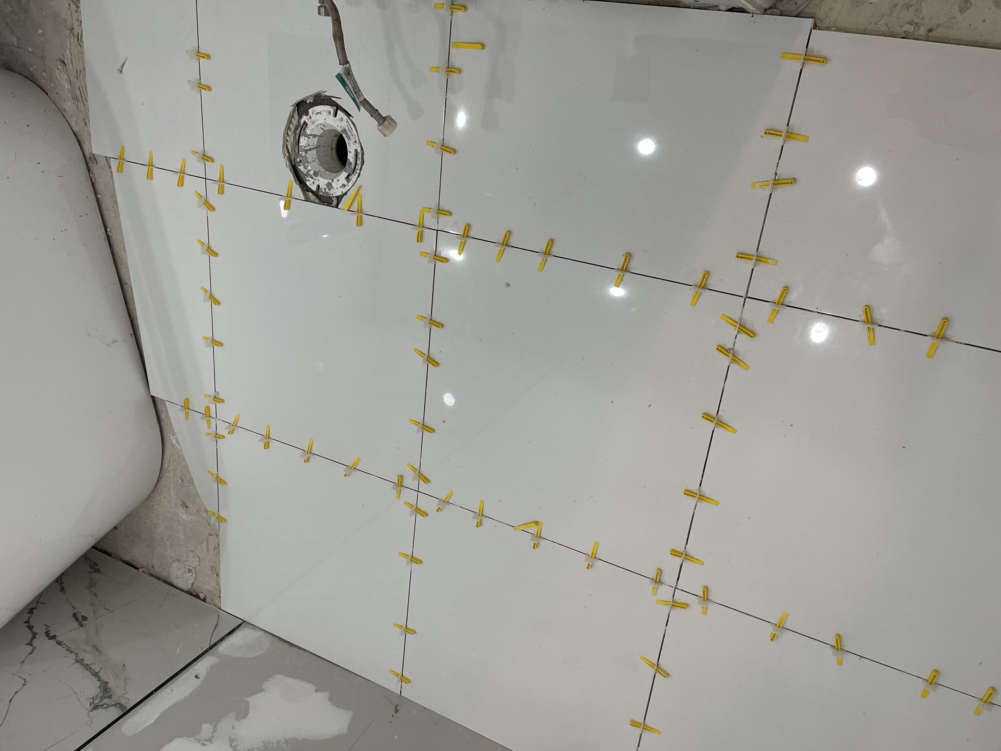 Well built home design Logo