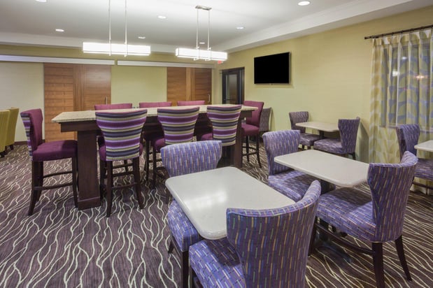 Images Holiday Inn Express & Suites St. Paul - Woodbury by IHG