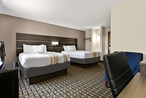 Images SureStay Plus by Best Western Tulsa East