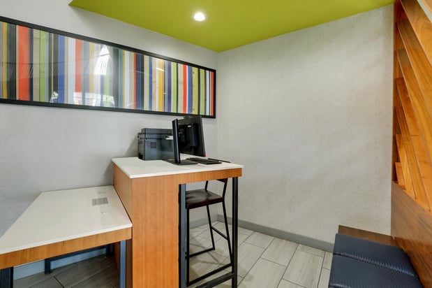 Images Holiday Inn Express & Suites Orangeburg by IHG