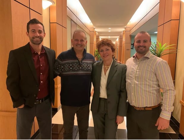 Images ELVT Financial