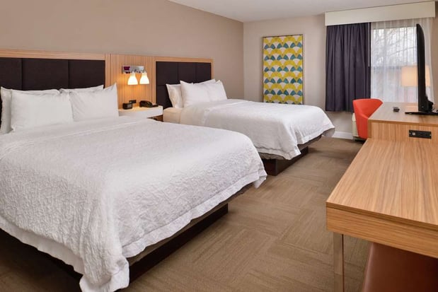 Images Hampton Inn Greensboro-East