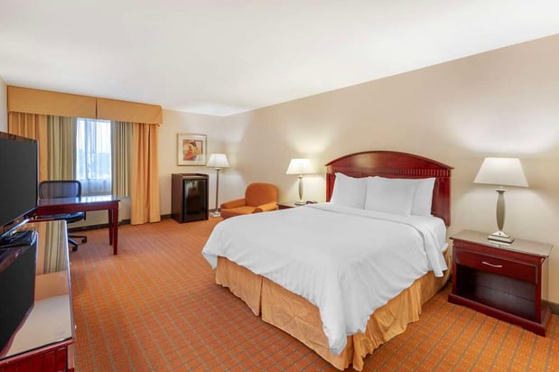 Images Best Western Plus West Covina Inn