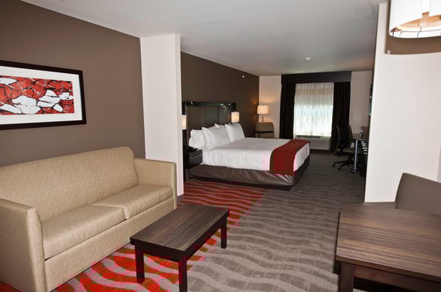 Images Holiday Inn Express & Suites Columbus - Easton Area by IHG