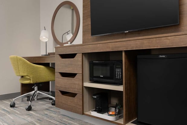 Images Hampton Inn & Suites Durham University Medical Center