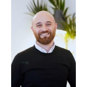 Fotos - Benjamin Izzat - Doctor of Chiropractic - 1