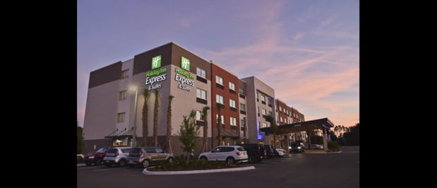 Images Holiday Inn Express & Suites Orlando Southeast by IHG