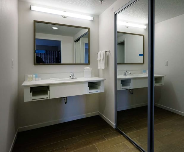Images Hampton Inn by Hilton Green Bay Downtown