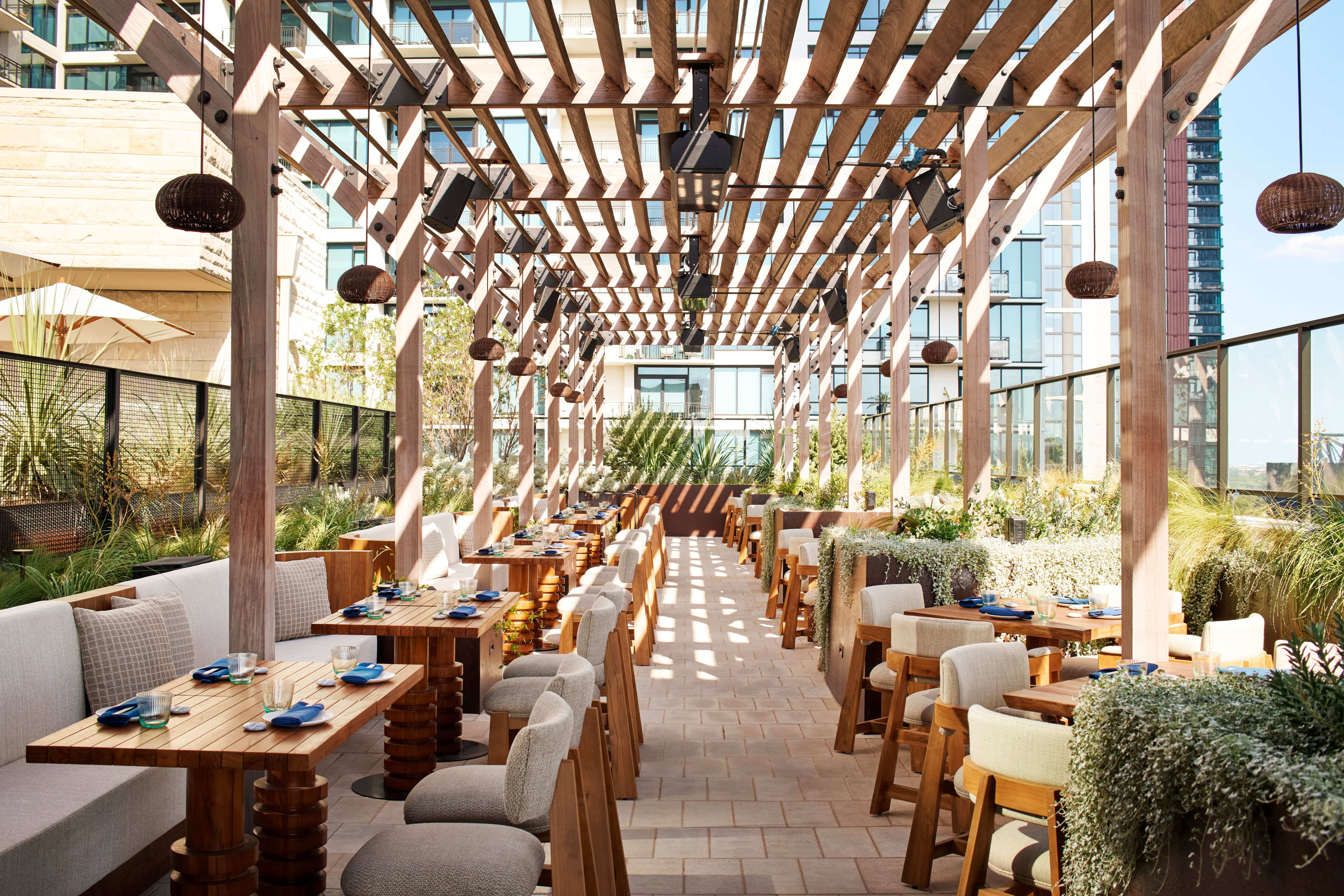 Watr Rooftop Restaurant 