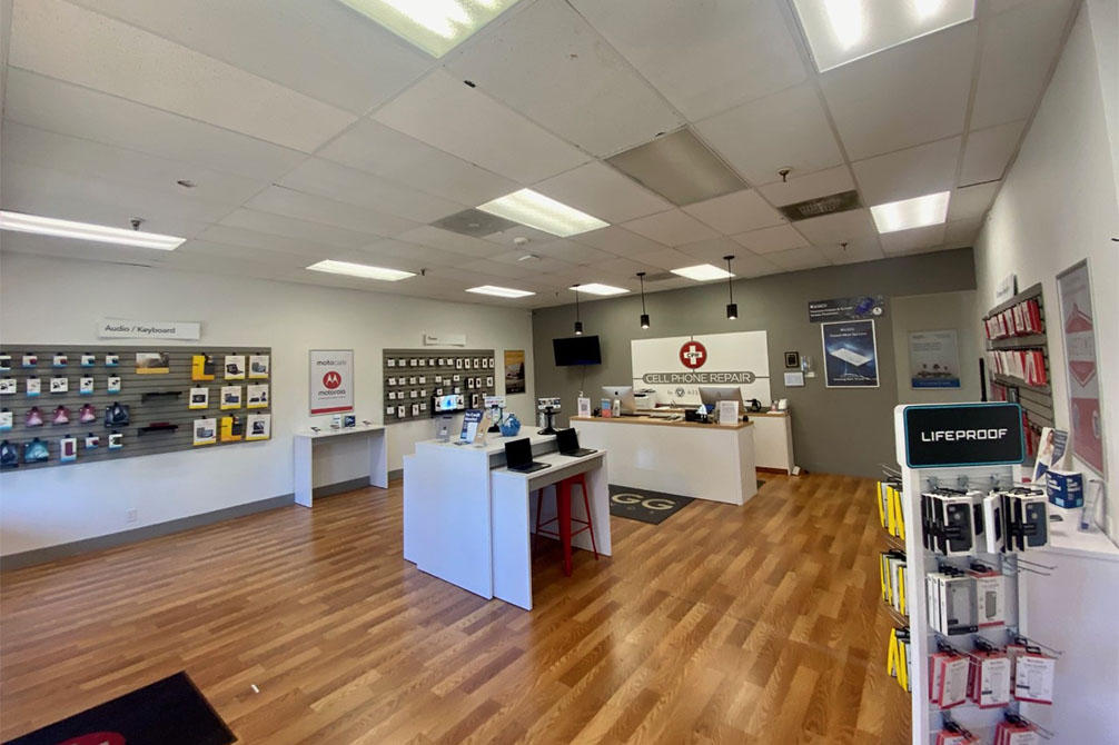 Store Interior of CPR Cell Phone Repair Hoover AL