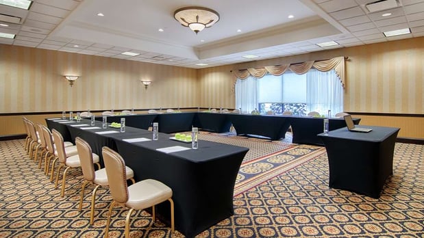 Images DoubleTree by Hilton Lisle Naperville