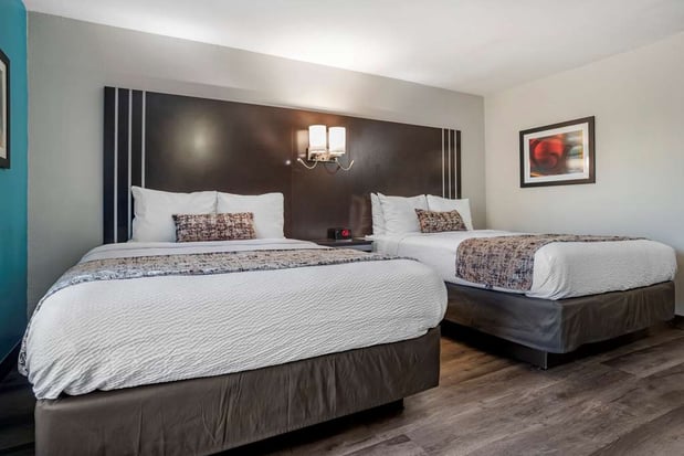 Images Best Western Carlton Suites