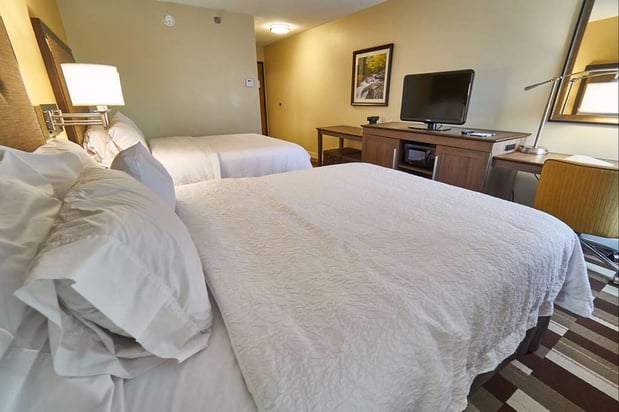 Images Hampton Inn Uniontown