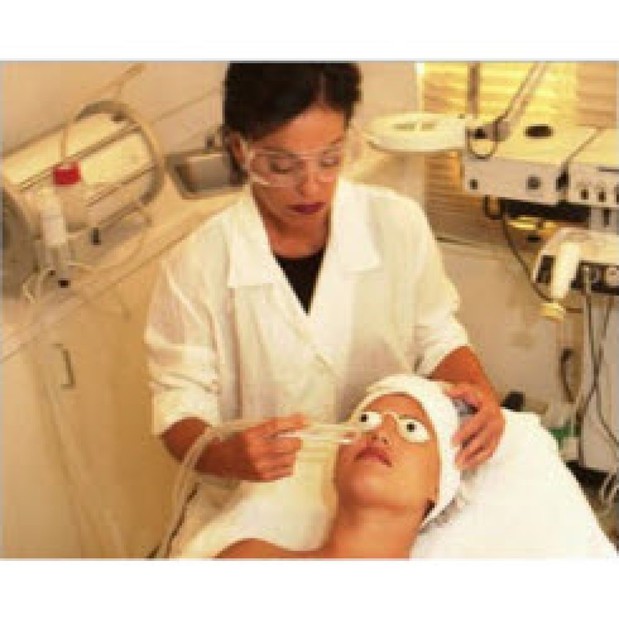 Images Queens Electrolysis & Laser
