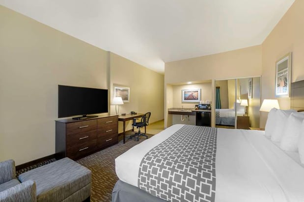 Images Best Western Naples Plaza Hotel
