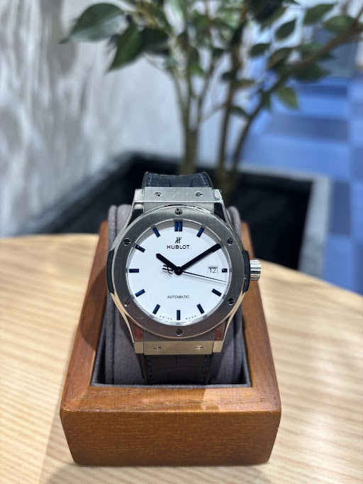 Images 買取専門店  KOMEHYO  (コメ兵)  広島三越