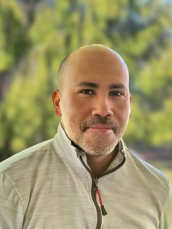 Images Lenny Peralta at Comparion Insurance Agency