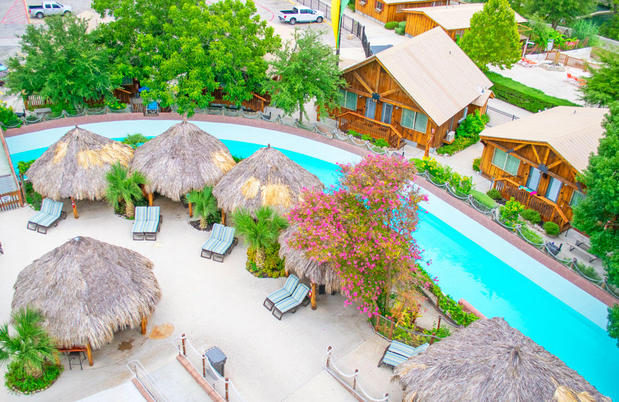Images The Resorts at Schlitterbahn