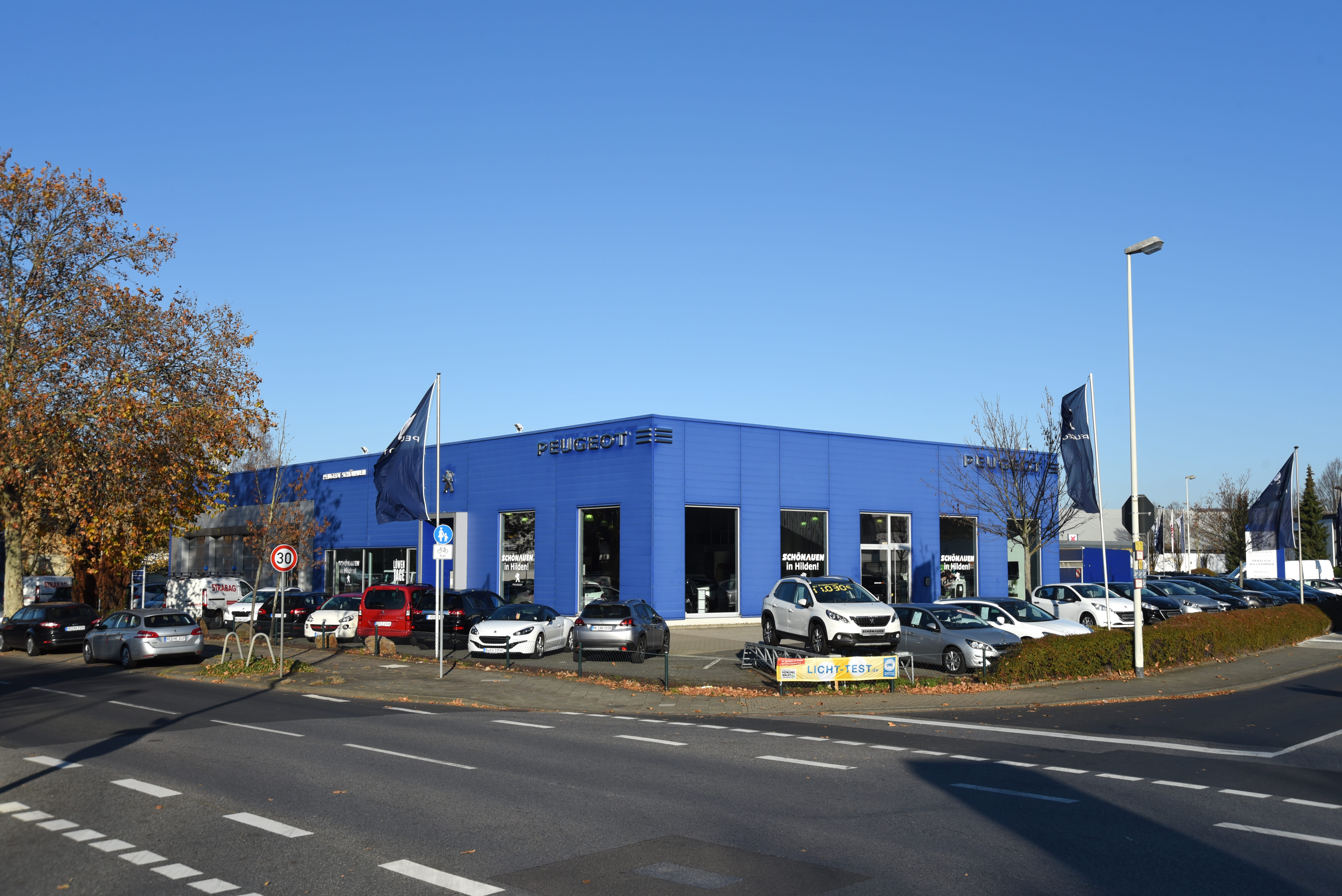 Schönauen Autohaus GmbH & Co. KG, Kleinhülsen 30 in Hilden