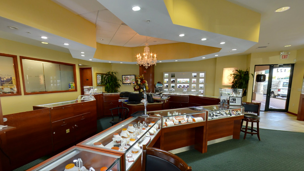 Images Designer’s Touch Jewelry